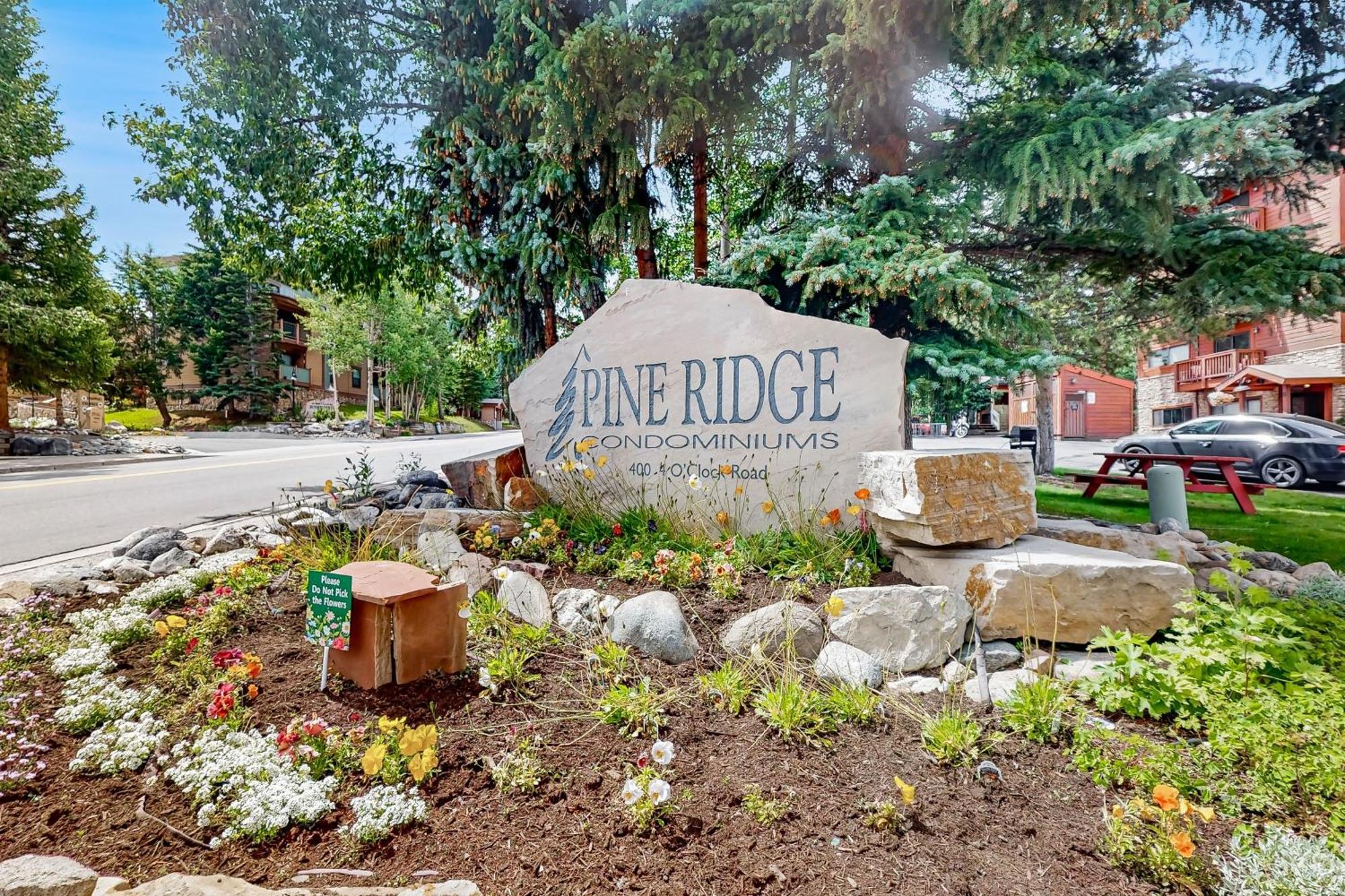 Pine Ridge Condos بريكنريدج الغرفة الصورة